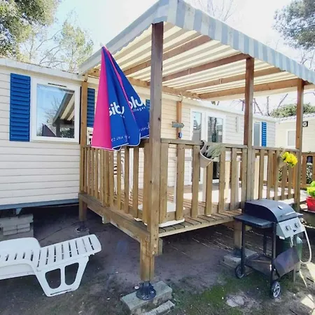 Liris - Camping Du Bois Dormant Hotell 3*